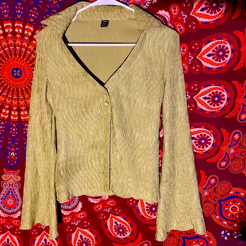 Comfy half button up blouse